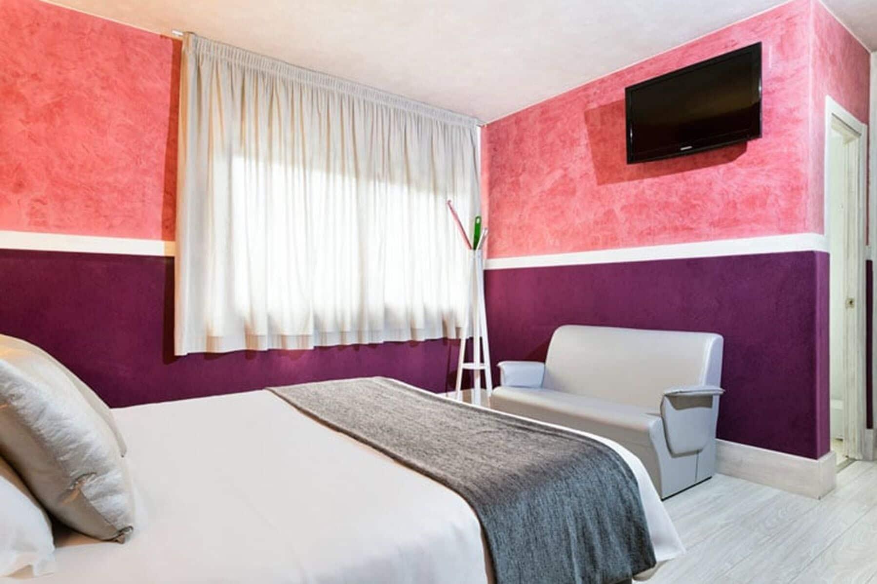 H Hotel 3*