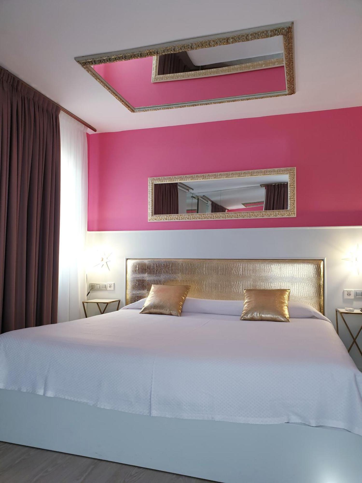 H Hotel